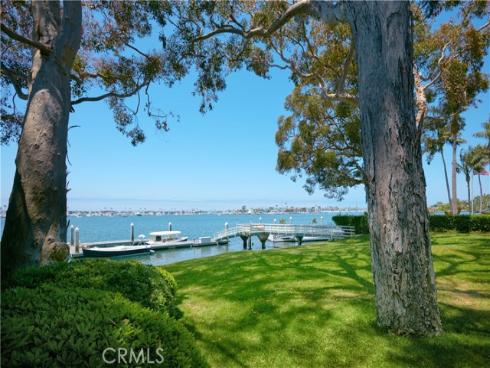 21 Harbor Island, Newport Beach, CA