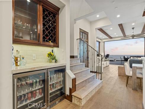 310 E Oceanfront , Newport Beach, CA