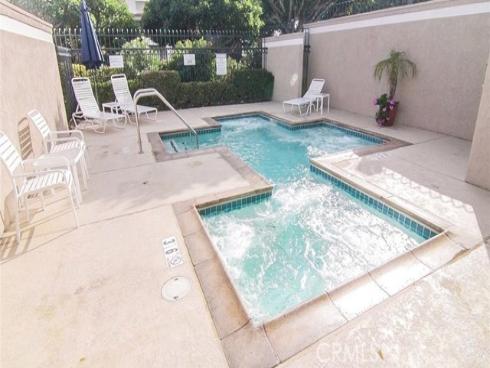 220  Nice  208  Lane, Newport Beach, CA