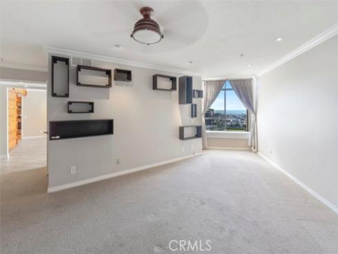 220  Nice  208  Lane, Newport Beach, CA