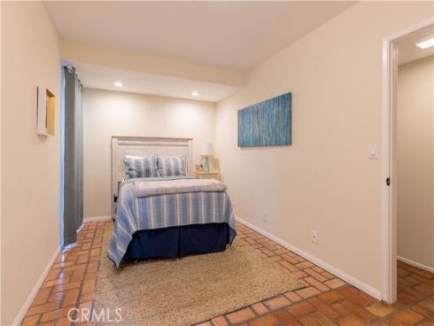 925 West Bay Avenue , Newport Beach, CA