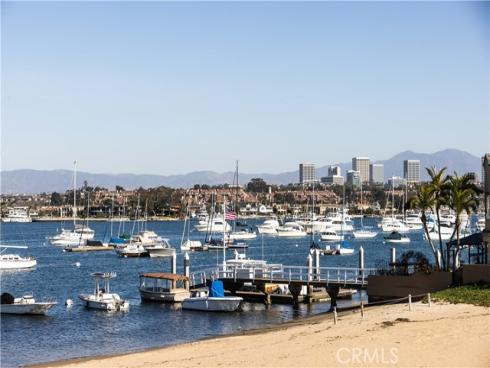 925 West Bay Avenue , Newport Beach, CA