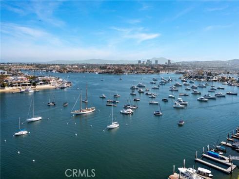 925  West Bay Avenue  , Newport Beach, CA