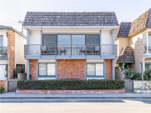 925 West Bay Avenue , Newport Beach, CA