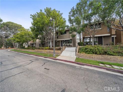 11  Summerwalk  39  Court, Newport Beach, CA