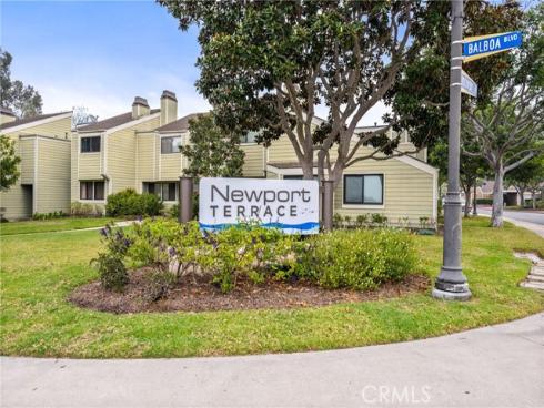 11  Summerwalk  39  Court, Newport Beach, CA