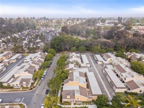 11  Summerwalk  39  Court, Newport Beach, CA