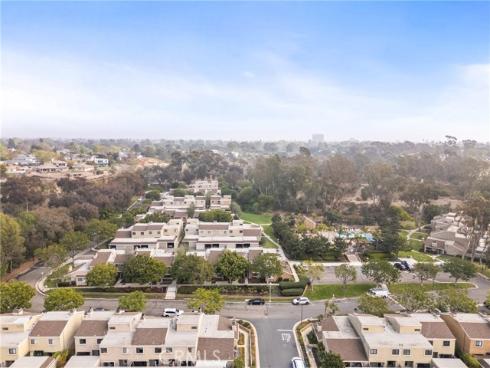 11  Summerwalk  39  Court, Newport Beach, CA