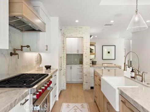 1106  Nottingham   Road, Newport Beach, CA