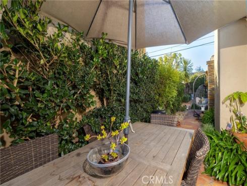 85 Pelican Court, Newport Beach, CA