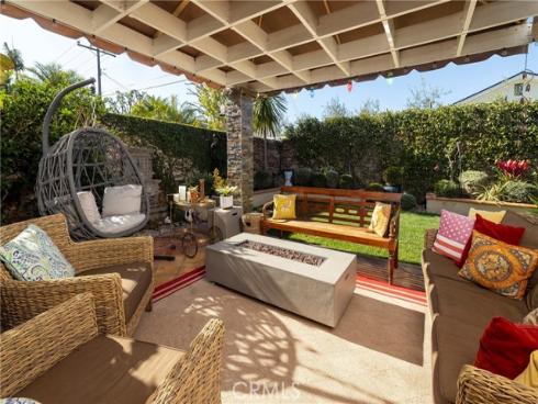 85 Pelican Court, Newport Beach, CA