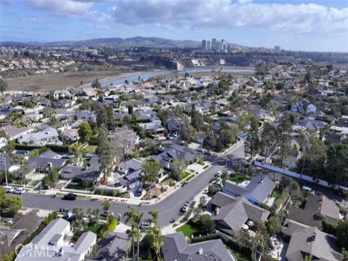 1701  Starlight   Circle, Newport Beach, CA