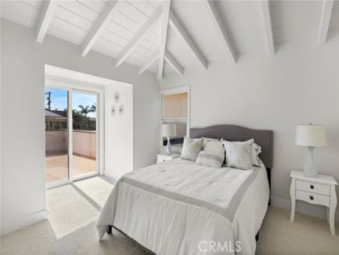 1436 W Bay Avenue, Newport Beach, CA