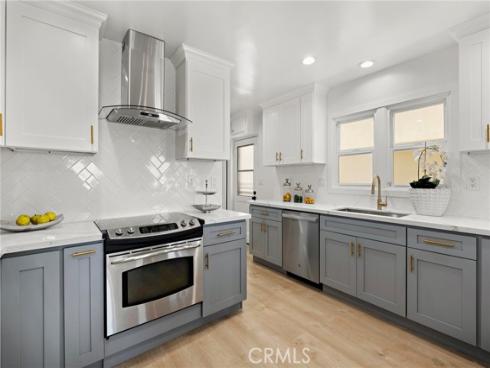 1436 W Bay Avenue, Newport Beach, CA