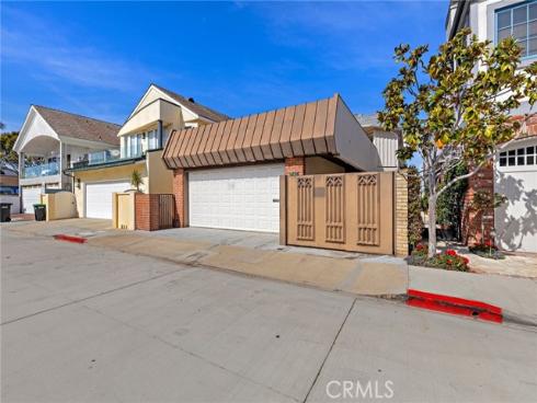 1436 W Bay Avenue, Newport Beach, CA
