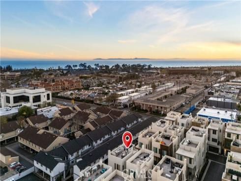 29 Ebb Tide Circle, Newport Beach, CA