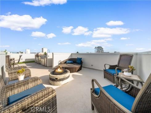 29 Ebb Tide Circle, Newport Beach, CA