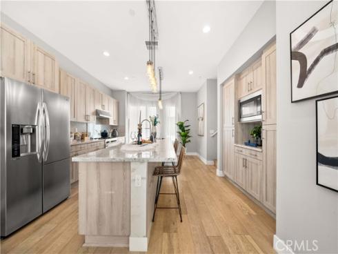 29 Ebb Tide Circle, Newport Beach, CA