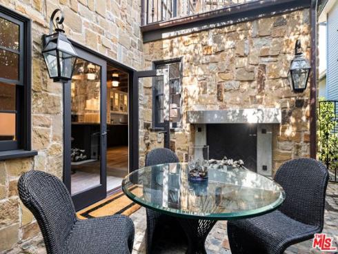 305  Grand Canal  1 , Newport Beach, CA