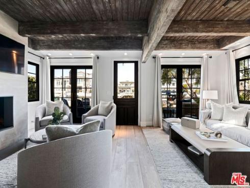 305  Grand Canal  1 , Newport Beach, CA