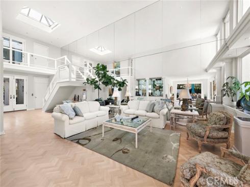 10  Rue Grand Ducal  , Newport Beach, CA