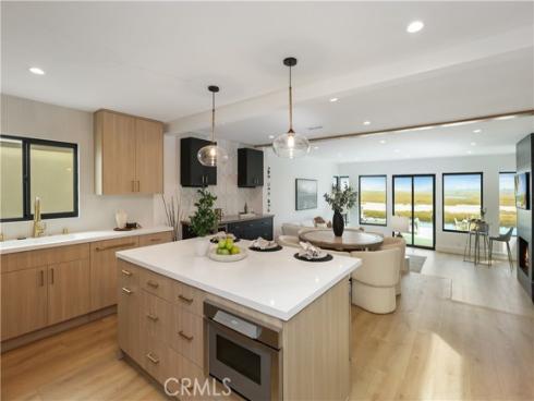 237 Canal Street, Newport Beach, CA