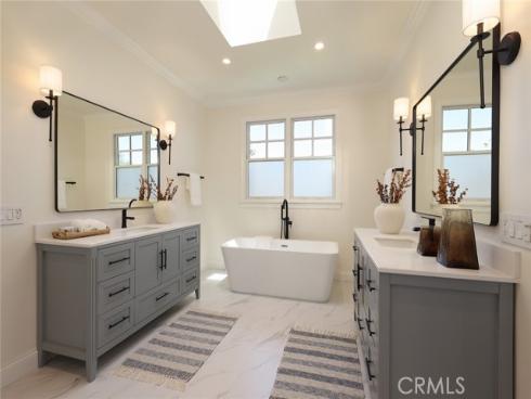 1730 Port Abbey Place, Newport Beach, CA