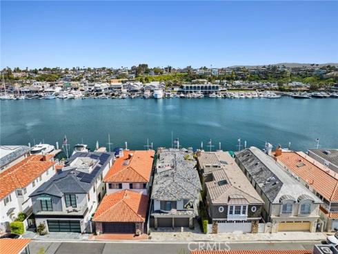 118  Via Lido Nord  , Newport Beach, CA