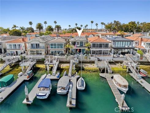 118  Via Lido Nord  , Newport Beach, CA