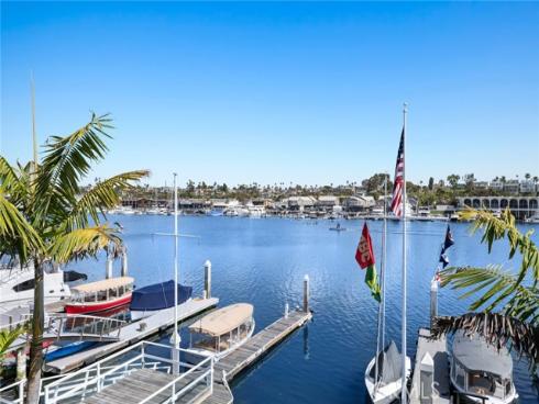 118  Via Lido Nord  , Newport Beach, CA