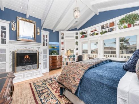 105 Via Waziers , Newport Beach, CA