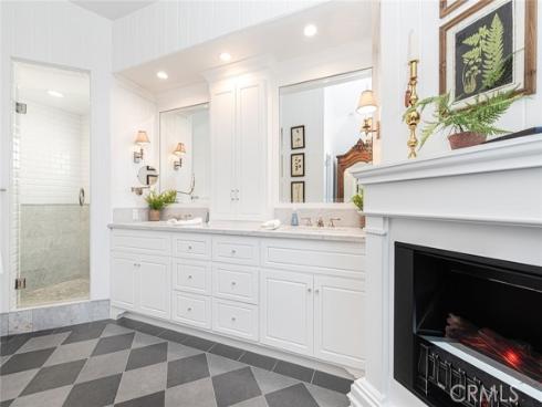 105 Via Waziers , Newport Beach, CA