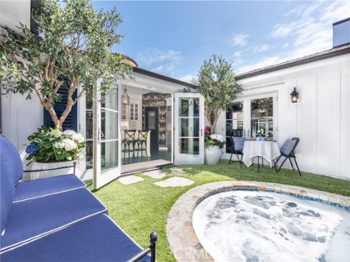 105 Via Waziers , Newport Beach, CA