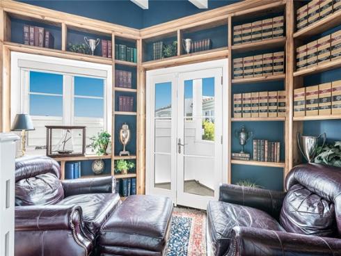 105 Via Waziers , Newport Beach, CA