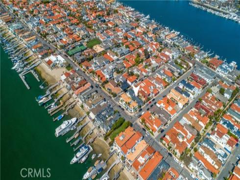 105 Via Waziers , Newport Beach, CA