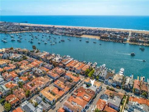 105 Via Waziers , Newport Beach, CA