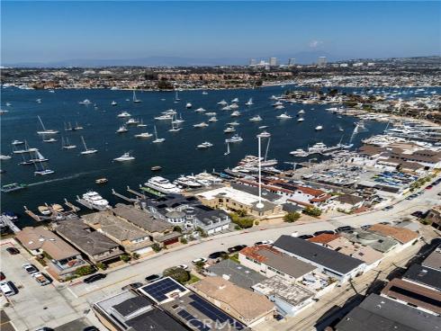 812  W Bay Ave  , Newport Beach, CA