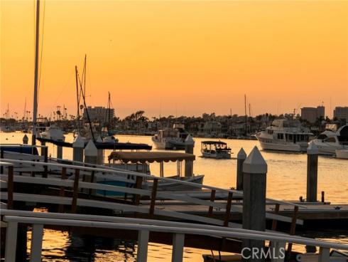 812  W Bay Ave  , Newport Beach, CA