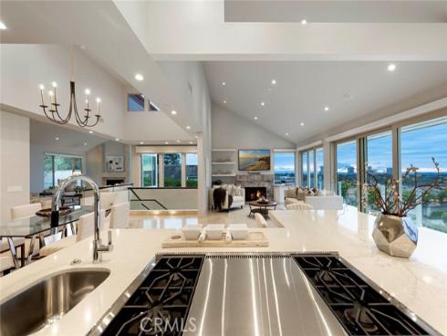 9 Saint Tropez , Newport Beach, CA