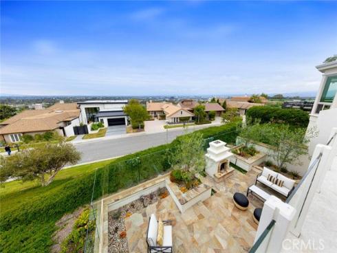 9 Saint Tropez , Newport Beach, CA