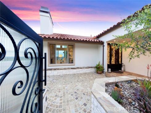 9 Saint Tropez , Newport Beach, CA