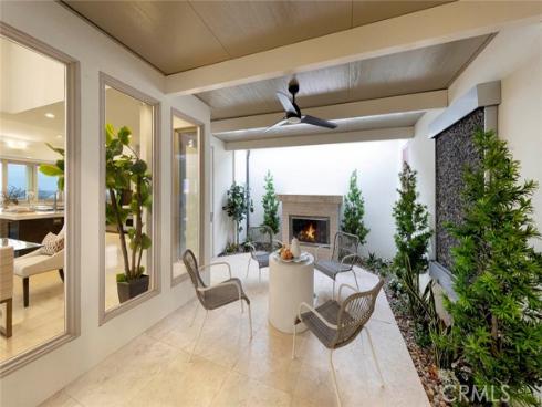 9 Saint Tropez , Newport Beach, CA