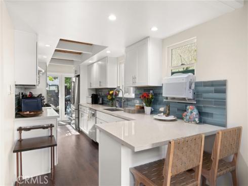 327 62nd Street, Newport Beach, CA