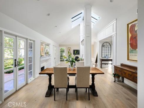 5  Vienna  , Newport Beach, CA