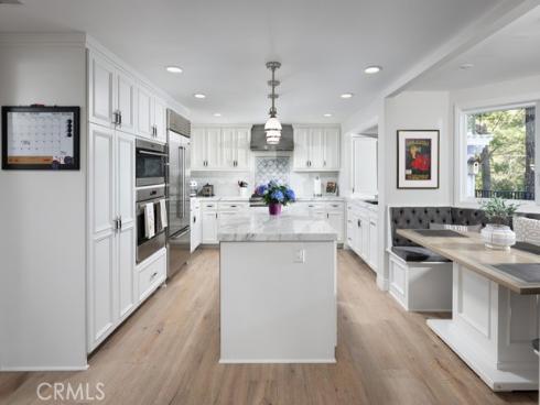 5  Vienna  , Newport Beach, CA