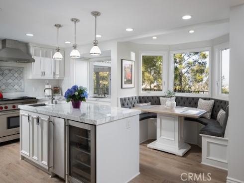 5  Vienna  , Newport Beach, CA