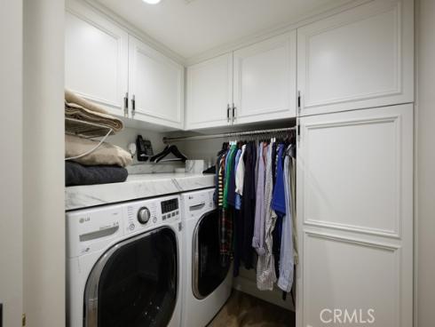 5  Vienna  , Newport Beach, CA