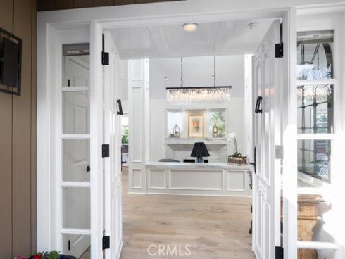 5  Vienna  , Newport Beach, CA