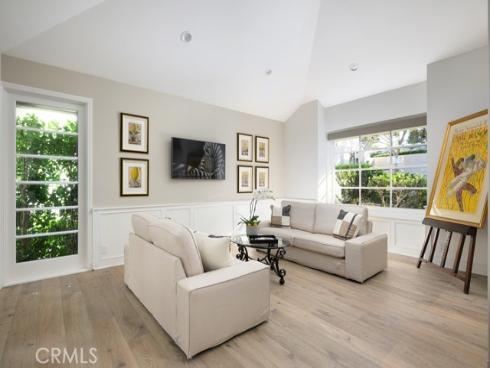 5  Vienna  , Newport Beach, CA