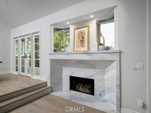 5  Vienna  , Newport Beach, CA